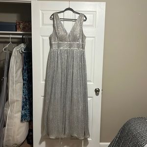 Beautiful plus size gown worn once